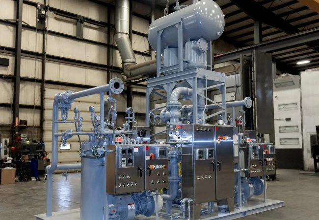 FT-C: Calentador Vertical de Fluido Térmico con Serpentín