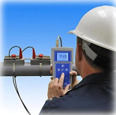 Medidor ultrasónico de flujo portátil PTFM 1.0